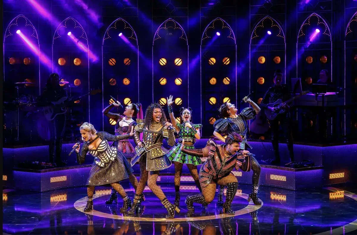 SIX the Musical queens performing - touring scenic systems consistent venue to venue